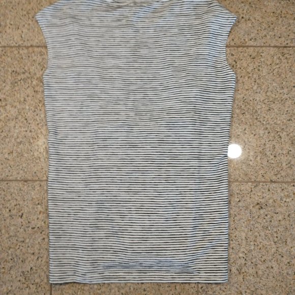 Max Studio Tie Front Striped Sleeveless Tank Top Small - Picture 4 of 6